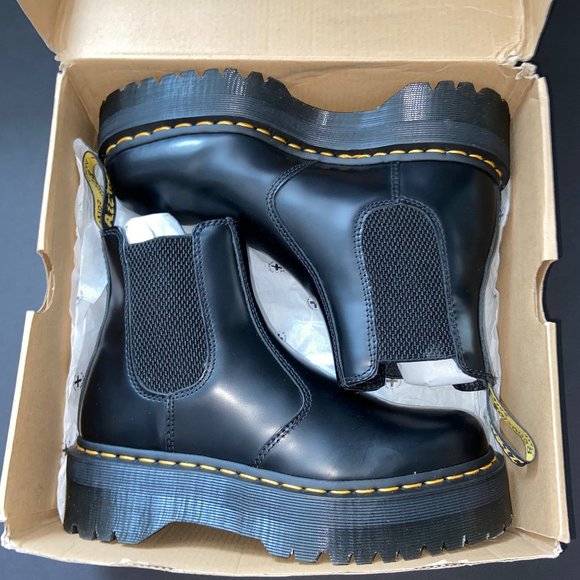 doc martens platform chelsea boots